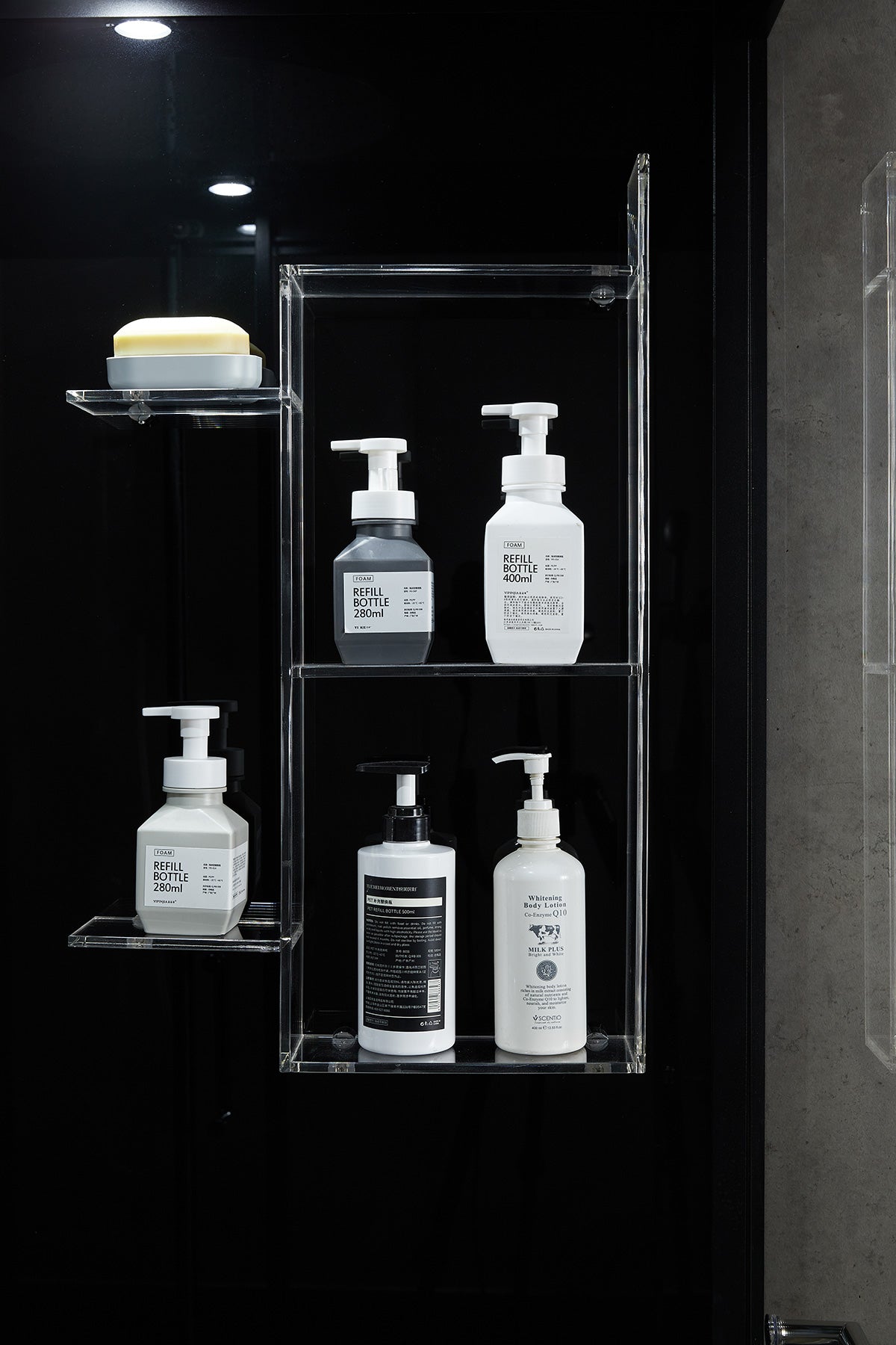 Maya Bath Platinum Lucca Steam Shower with Rainfall Shower & Body Jets